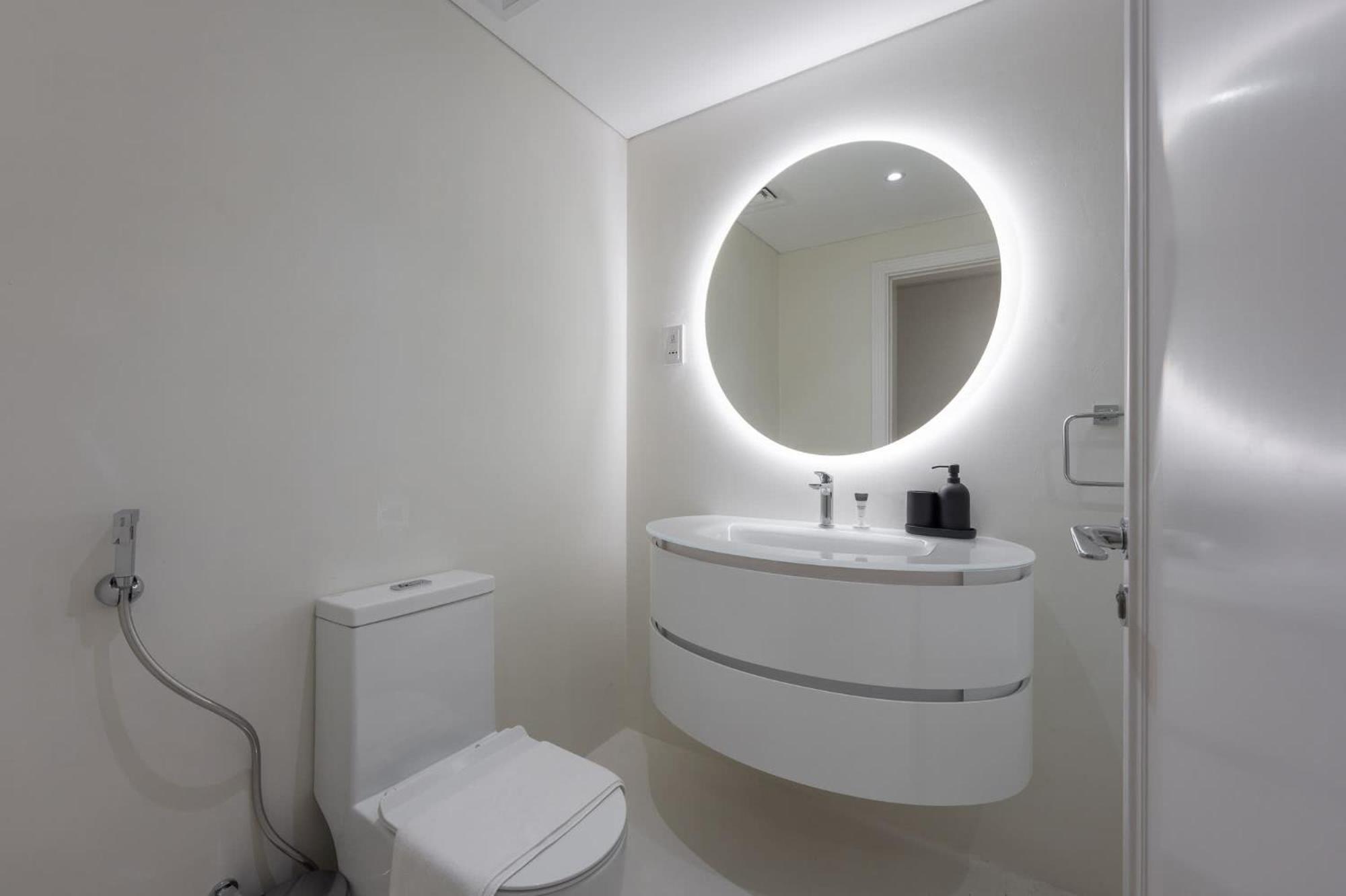 Chic 2 Bedroom In Vibrant Downtown * Dubai