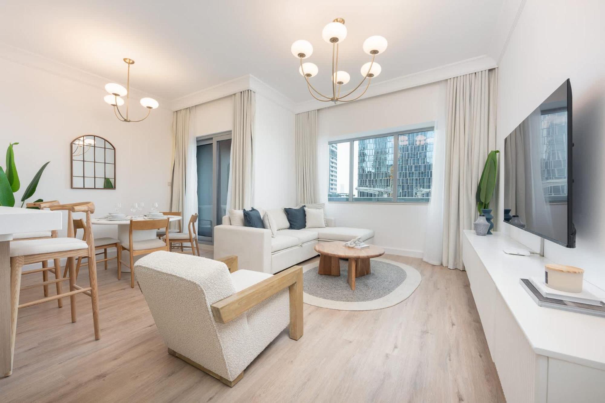 Chic 2 Bedroom In Vibrant Downtown Dubai